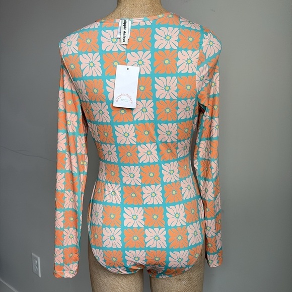 Dippin’ Daisy’s Shoal Front Zipper Long Sleeve One Piece Swimsuit Size MEDIUM - Picture 6 of 7